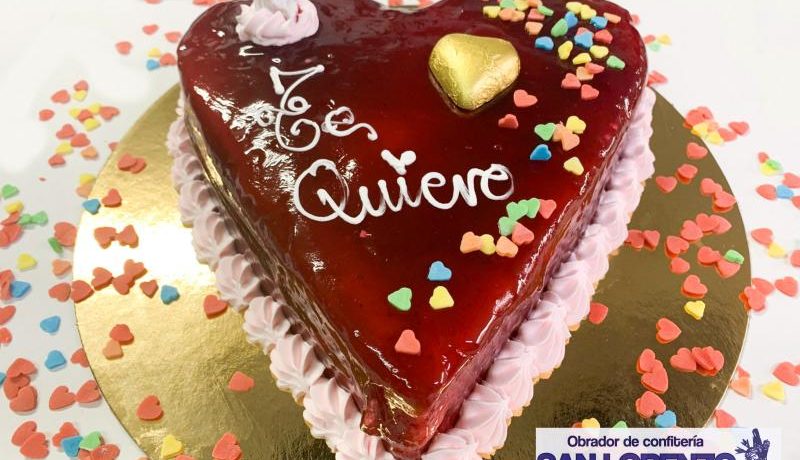 TARTA DE CORAZON FRESA TARTA DE CORAZON FRESA